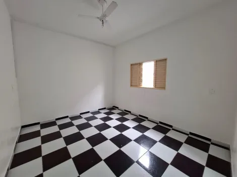 Alugar Casa / Padr&atilde;o em S&atilde;o Jos&eacute; do Rio Preto R$ 1.100,00 - Foto 4