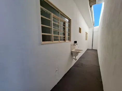 Alugar Casa / Padr&atilde;o em S&atilde;o Jos&eacute; do Rio Preto R$ 1.100,00 - Foto 6