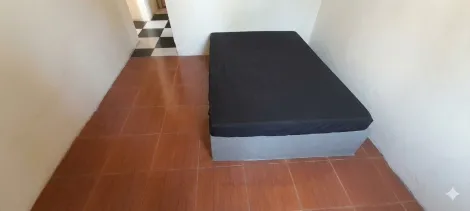 Alugar Casa / Padr&atilde;o em S&atilde;o Jos&eacute; do Rio Preto R$ 900,00 - Foto 2