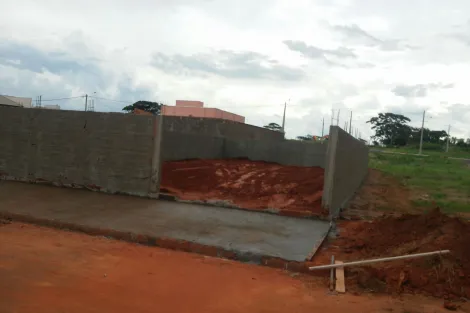 Terreno / Padr&atilde;o em Ol&iacute;mpia , Comprar por R$285.000,00