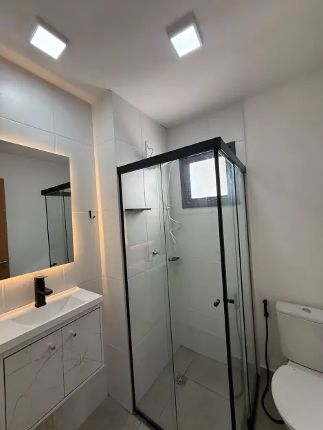 Alugar Apartamento / Padr&atilde;o em S&atilde;o Jos&eacute; do Rio Preto R$ 1.600,00 - Foto 9