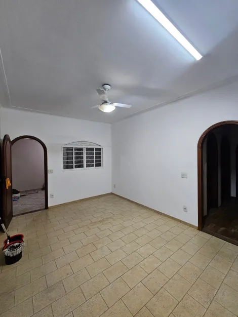 Comprar Casa / Padr&atilde;o em S&atilde;o Jos&eacute; do Rio Preto R$ 450.000,00 - Foto 2