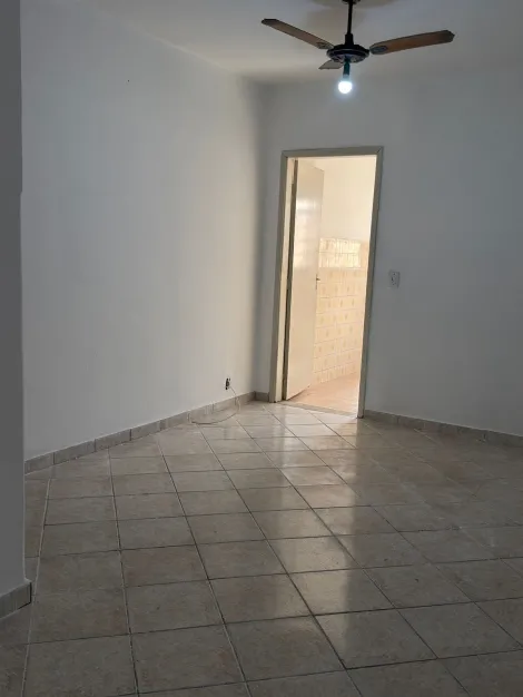 Comprar Casa / Padr&atilde;o em S&atilde;o Jos&eacute; do Rio Preto R$ 450.000,00 - Foto 4
