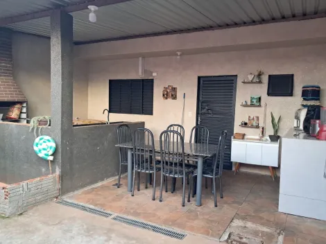 Alugar Casa / Padr&atilde;o em Bady Bassitt. apenas R$ 280.000,00