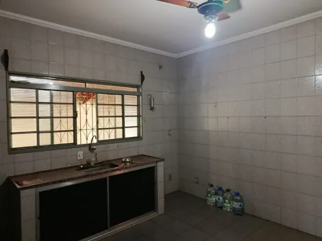 Alugar Casa / Padr&atilde;o em Mirassol R$ 2.300,00 - Foto 4