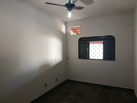 Alugar Casa / Padr&atilde;o em S&atilde;o Jos&eacute; do Rio Preto R$ 1.500,00 - Foto 9