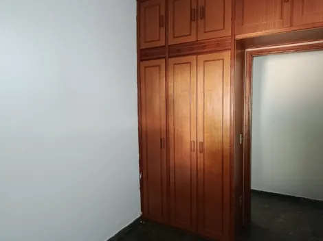 Alugar Casa / Padr&atilde;o em S&atilde;o Jos&eacute; do Rio Preto R$ 1.500,00 - Foto 10