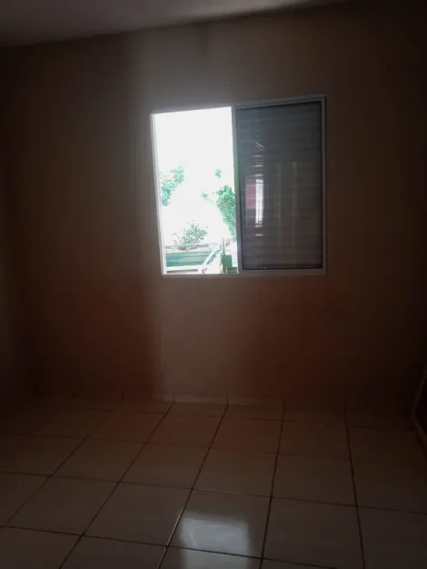 Alugar Casa / Condom&iacute;nio em S&atilde;o Jos&eacute; do Rio Preto R$ 1.500,00 - Foto 5