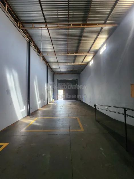 Comprar Comercial / Galp&otilde;es em S&atilde;o Jos&eacute; do Rio Preto R$ 1.100.000,00 - Foto 9