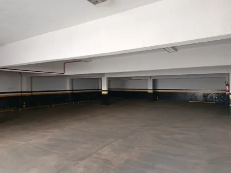 Alugar Comercial / Sal&atilde;o em S&atilde;o Jos&eacute; do Rio Preto R$ 30.000,00 - Foto 31