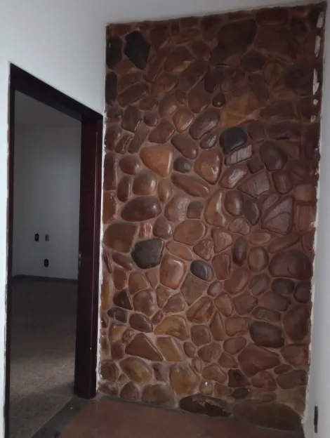 Casa / Padr&atilde;o em Catanduva 