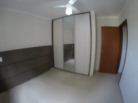 Alugar Apartamento / Padr&atilde;o em S&atilde;o Jos&eacute; do Rio Preto R$ 1.800,00 - Foto 17