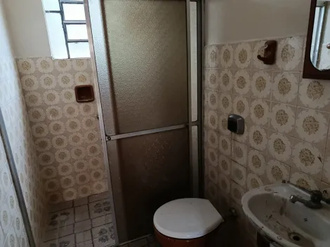 Alugar Casa / Padr&atilde;o em S&atilde;o Jos&eacute; do Rio Preto R$ 1.250,00 - Foto 10