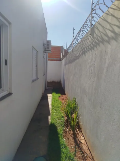 Comprar Casa / Padr&atilde;o em S&atilde;o Jos&eacute; do Rio Preto R$ 350.000,00 - Foto 3