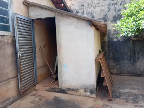 Comprar Casa / Padr&atilde;o em Guaraci R$ 320.000,00 - Foto 5