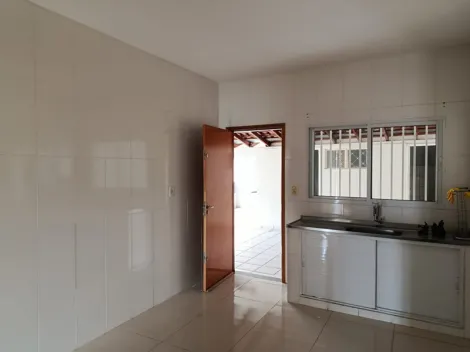 Comprar Casa / Padr&atilde;o em S&atilde;o Jos&eacute; do Rio Preto R$ 290.000,00 - Foto 3