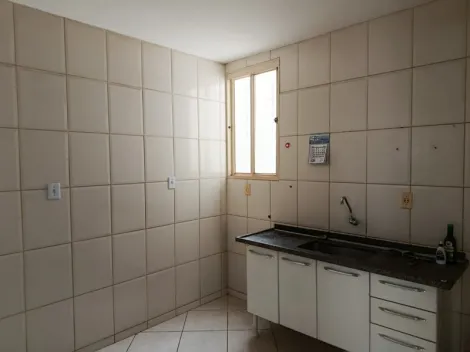 Alugar Casa / Padr&atilde;o em S&atilde;o Jos&eacute; do Rio Preto R$ 1.600,00 - Foto 6