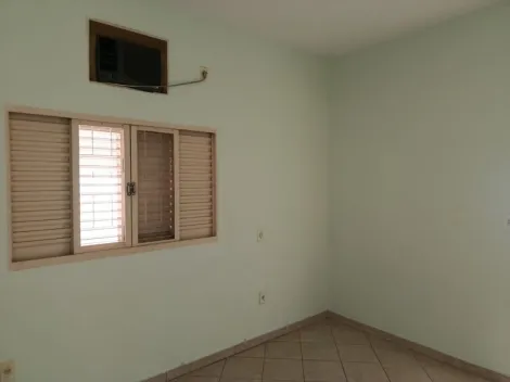 Alugar Casa / Padr&atilde;o em S&atilde;o Jos&eacute; do Rio Preto R$ 1.600,00 - Foto 8