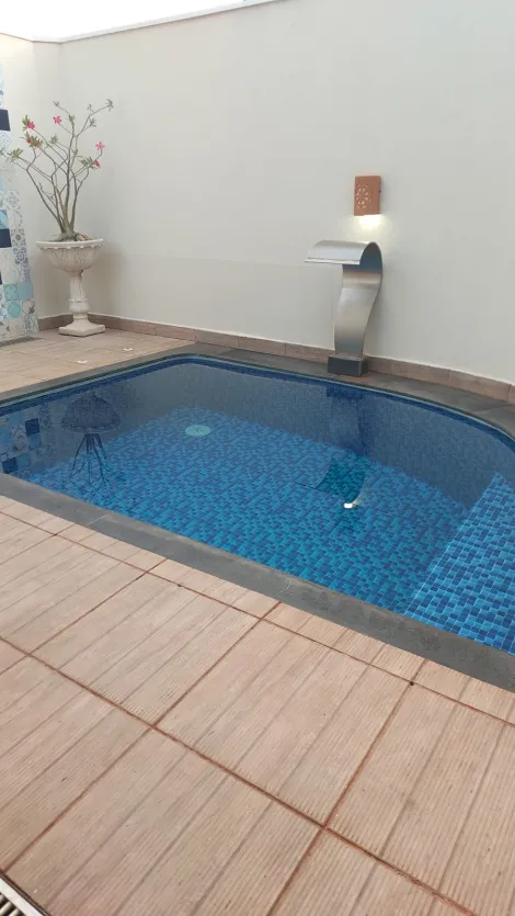 Alugar Casa / Condom&iacute;nio em S&atilde;o Jos&eacute; do Rio Preto. apenas R$ 1.350.000,00