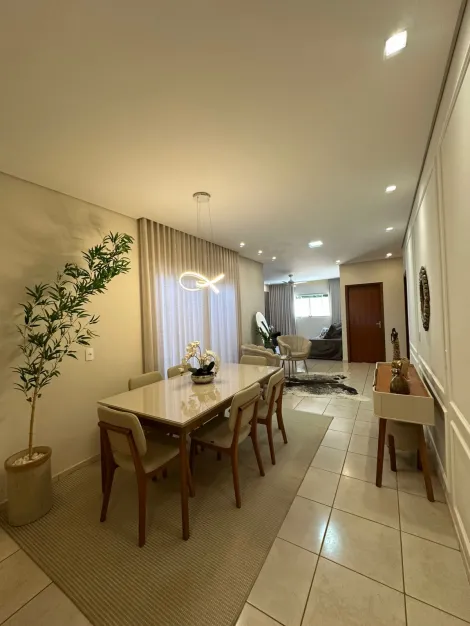 Comprar Casa / Padr&atilde;o em S&atilde;o Jos&eacute; do Rio Preto R$ 900.000,00 - Foto 5
