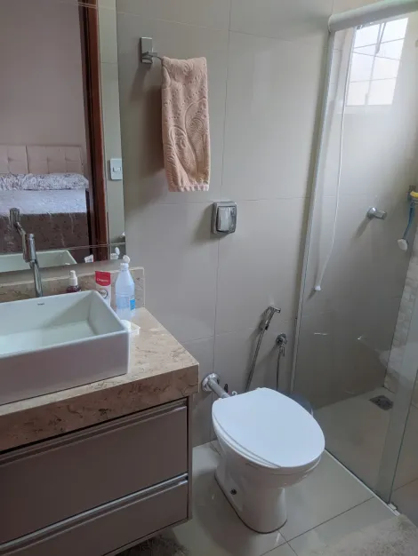 Alugar Casa / Padr&atilde;o em S&atilde;o Jos&eacute; do Rio Preto R$ 2.300,00 - Foto 10