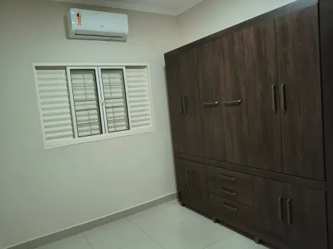Alugar Casa / Padr&atilde;o em S&atilde;o Jos&eacute; do Rio Preto R$ 2.300,00 - Foto 12
