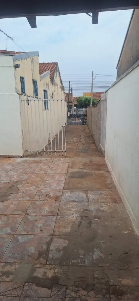 Comprar Casa / Padr&atilde;o em S&atilde;o Jos&eacute; do Rio Preto R$ 185.000,00 - Foto 6