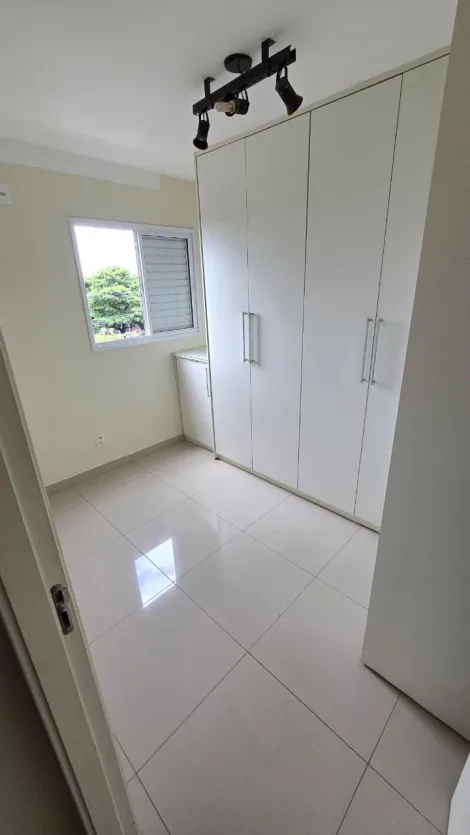 Comprar Apartamento / Padr&atilde;o em S&atilde;o Jos&eacute; do Rio Preto R$ 260.000,00 - Foto 4