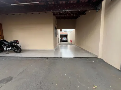 Alugar Casa / Padr&atilde;o em S&atilde;o Jos&eacute; do Rio Preto. apenas R$ 415.000,00