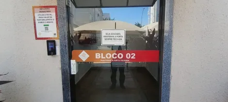 Alugar Apartamento / Padr&atilde;o em S&atilde;o Jos&eacute; do Rio Preto R$ 1.000,00 - Foto 12