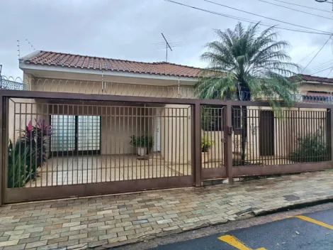 Alugar Casa / Padr&atilde;o em S&atilde;o Jos&eacute; do Rio Preto. apenas R$ 2.700,00