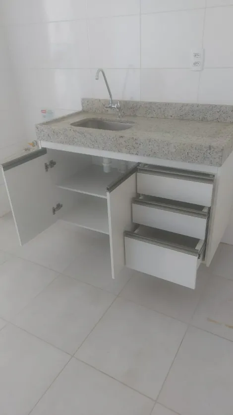Alugar Apartamento / Padr&atilde;o em S&atilde;o Jos&eacute; do Rio Preto R$ 1.200,00 - Foto 18
