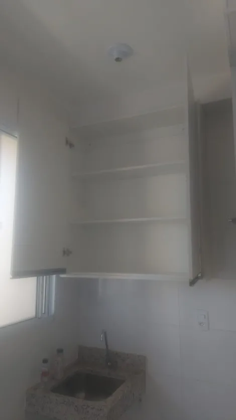 Alugar Apartamento / Padr&atilde;o em S&atilde;o Jos&eacute; do Rio Preto R$ 1.200,00 - Foto 20