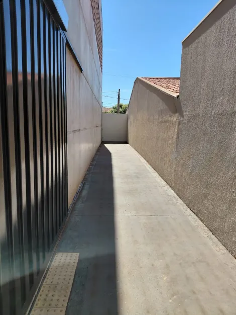 Alugar Comercial / Galp&otilde;es em S&atilde;o Jos&eacute; do Rio Preto R$ 16.000,00 - Foto 6