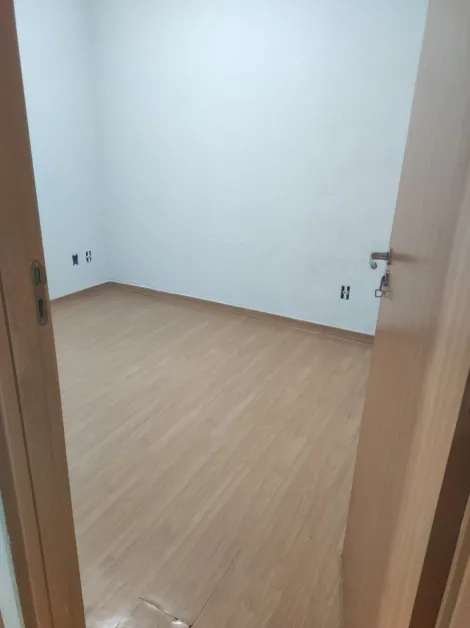 Alugar Apartamento / Padr&atilde;o em S&atilde;o Jos&eacute; do Rio Preto R$ 1.200,00 - Foto 5