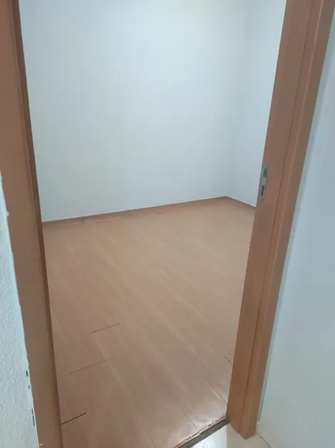Alugar Apartamento / Padr&atilde;o em S&atilde;o Jos&eacute; do Rio Preto R$ 1.200,00 - Foto 6