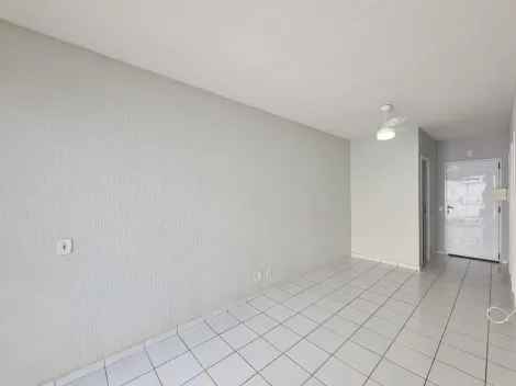 Alugar Casa / Condom&iacute;nio em S&atilde;o Jos&eacute; do Rio Preto R$ 1.300,00 - Foto 5