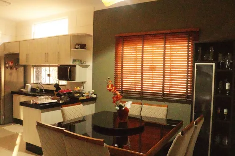 Comprar Casa / Padr&atilde;o em Fernand&oacute;polis R$ 650.000,00 - Foto 4