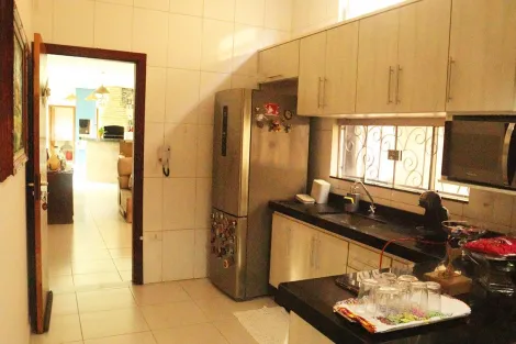 Comprar Casa / Padr&atilde;o em Fernand&oacute;polis R$ 650.000,00 - Foto 5