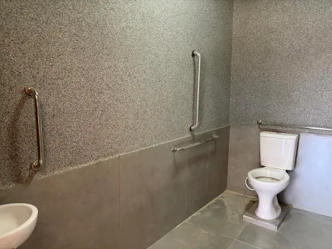 Alugar Comercial / Sala em S&atilde;o Jos&eacute; do Rio Preto R$ 1.500,00 - Foto 4
