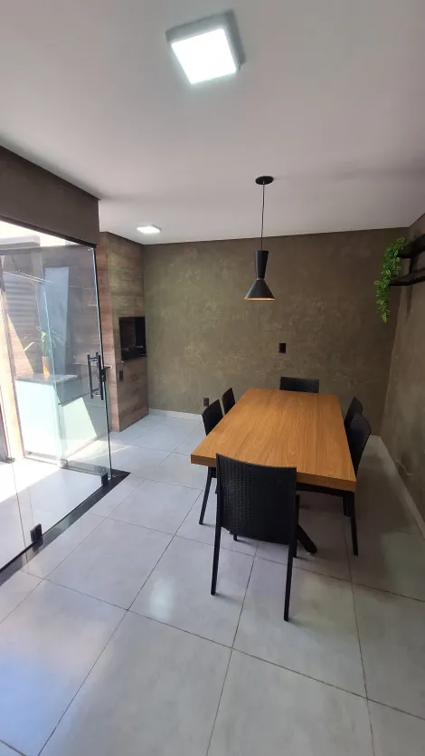 Alugar Casa / Condom&iacute;nio em S&atilde;o Jos&eacute; do Rio Preto. apenas R$ 440.000,00