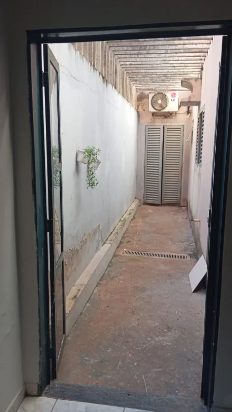 Alugar Casa / Padr&atilde;o em S&atilde;o Jos&eacute; do Rio Preto R$ 3.300,00 - Foto 6