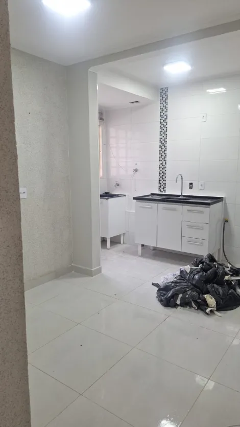 Alugar Apartamento / Padr&atilde;o em S&atilde;o Jos&eacute; do Rio Preto. apenas R$ 140.000,00