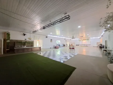 Alugar Comercial / Sal&atilde;o em Guapia&ccedil;u R$ 9.000,00 - Foto 3