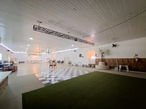 Alugar Comercial / Sal&atilde;o em Guapia&ccedil;u R$ 9.000,00 - Foto 4