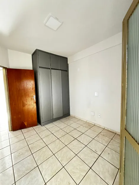 Alugar Apartamento / Padr&atilde;o em S&atilde;o Jos&eacute; do Rio Preto R$ 1.600,00 - Foto 10