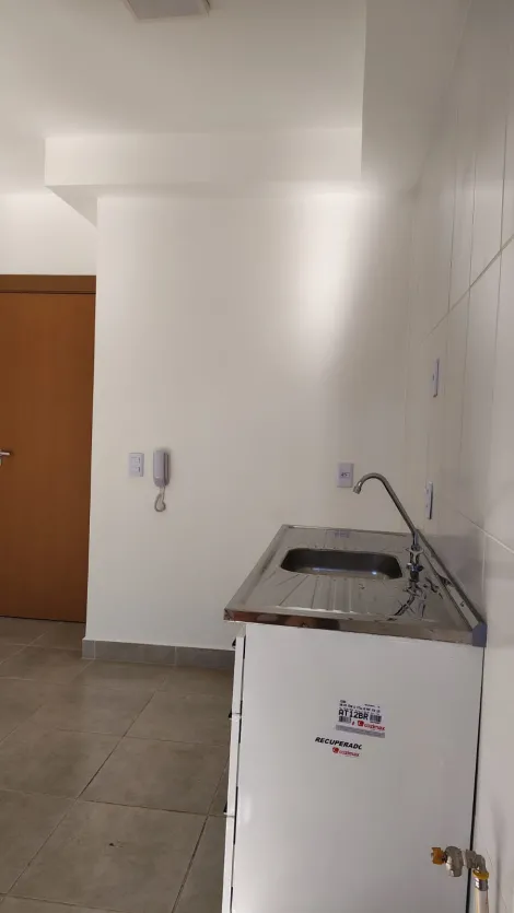 Alugar Apartamento / Padr&atilde;o em S&atilde;o Jos&eacute; do Rio Preto R$ 1.400,00 - Foto 10