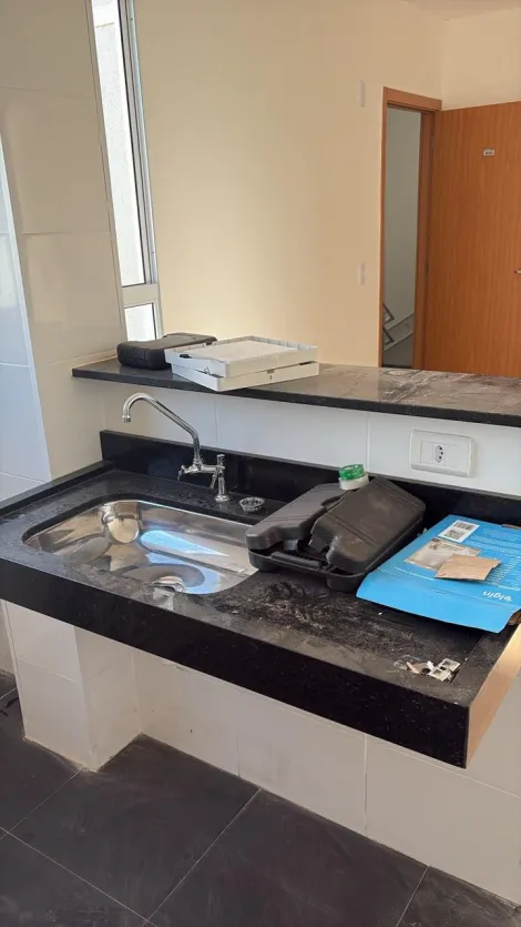 Alugar Apartamento / Padr&atilde;o em S&atilde;o Jos&eacute; do Rio Preto. apenas R$ 149.000,00