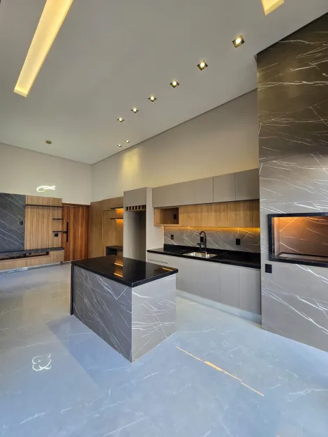 Alugar Casa / Padr&atilde;o em S&atilde;o Jos&eacute; do Rio Preto. apenas R$ 810.000,00