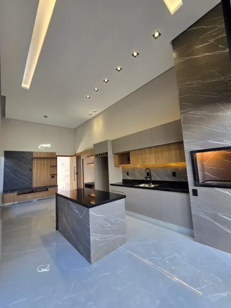 Comprar Casa / Padr&atilde;o em S&atilde;o Jos&eacute; do Rio Preto R$ 810.000,00 - Foto 2